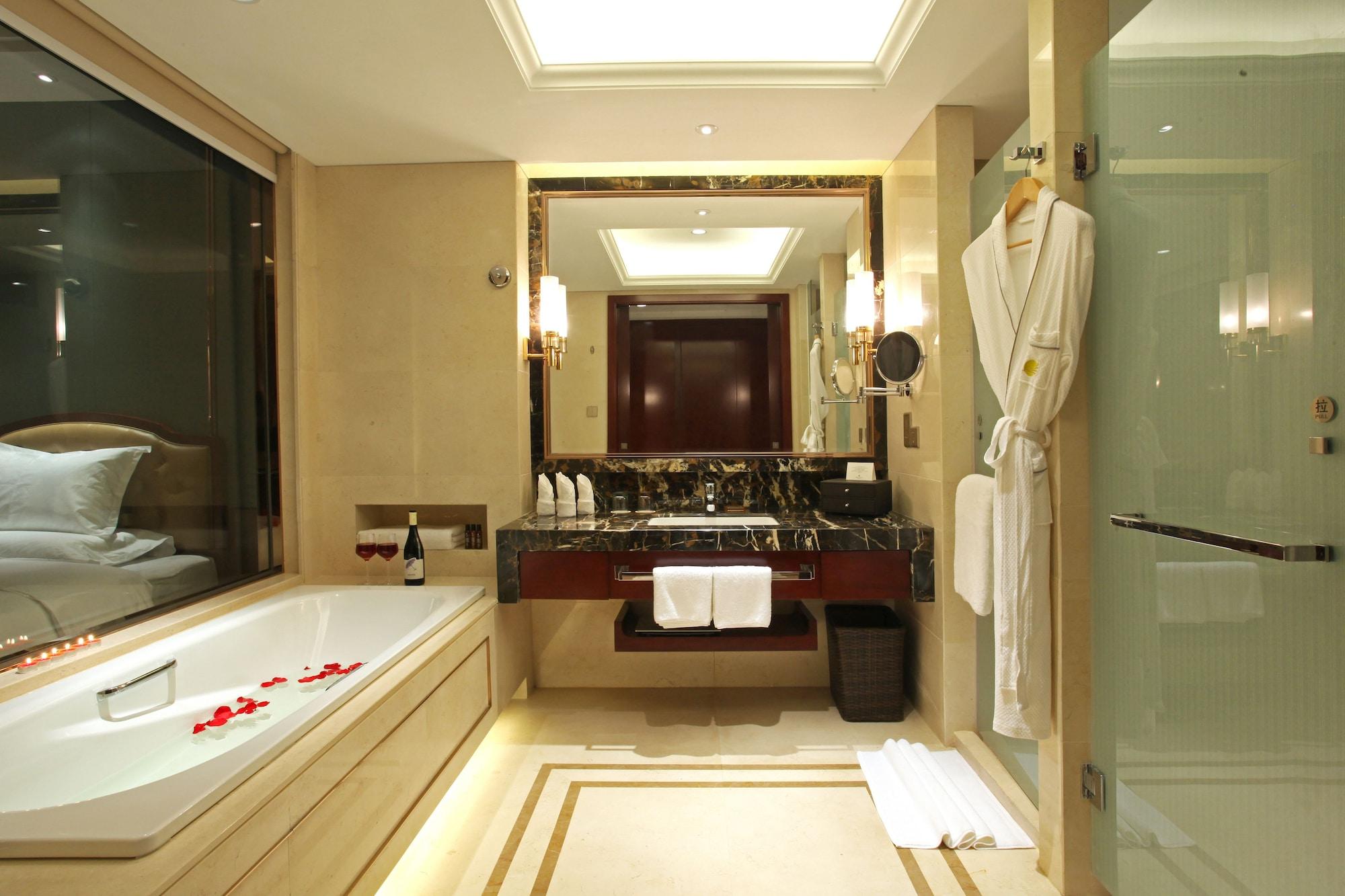 Haili New Century Grand Hotel Haiyan Haiyan  Екстериор снимка
