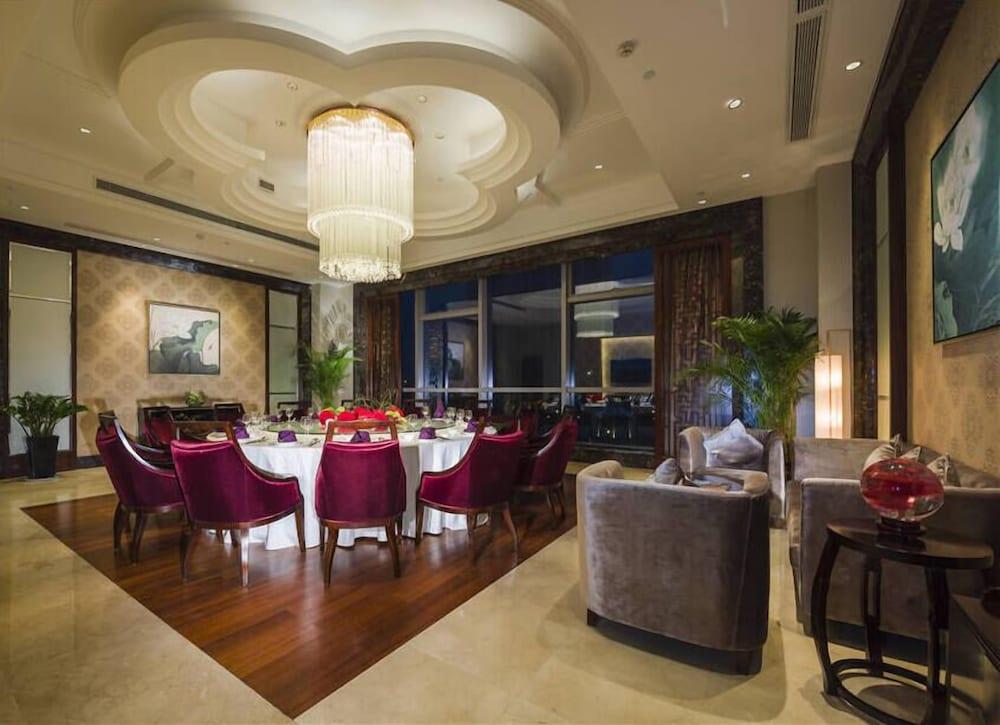 Haili New Century Grand Hotel Haiyan Haiyan  Екстериор снимка