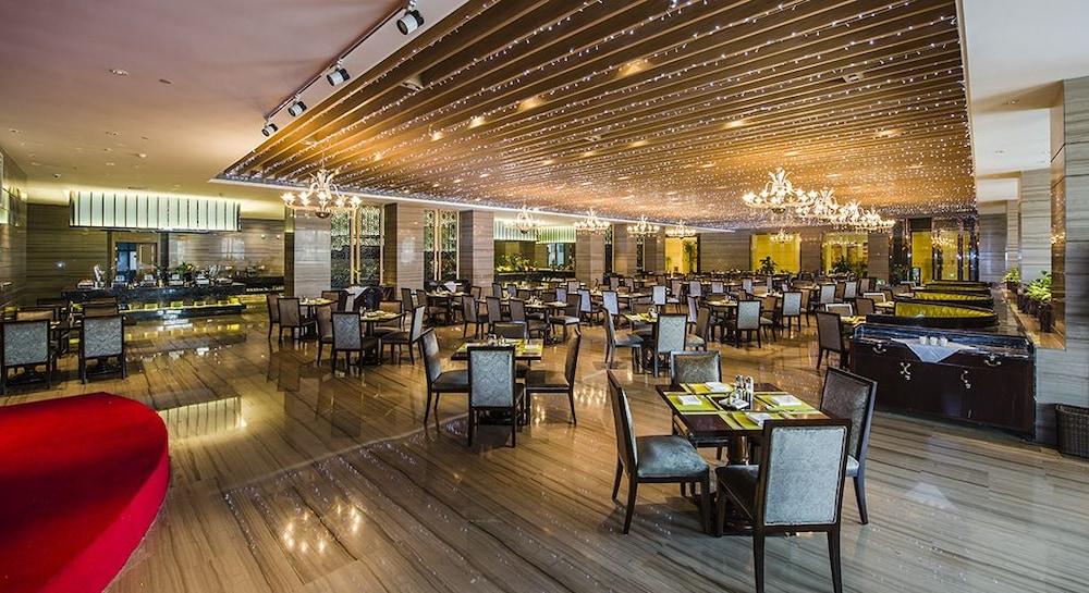 Haili New Century Grand Hotel Haiyan Haiyan  Екстериор снимка