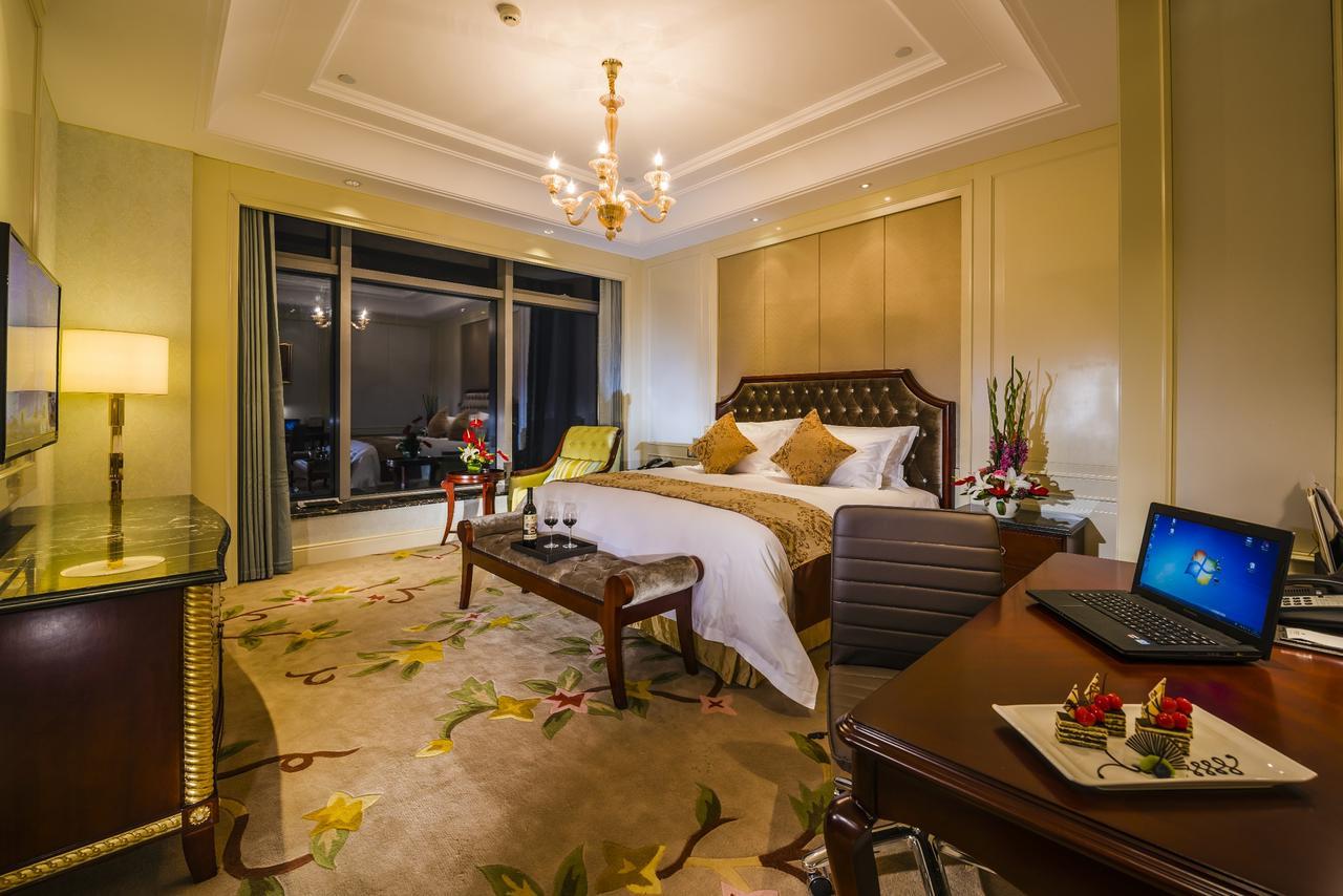 Haili New Century Grand Hotel Haiyan Haiyan  Екстериор снимка